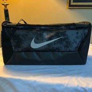 Nike Black and Gray Men's Duffel Bag